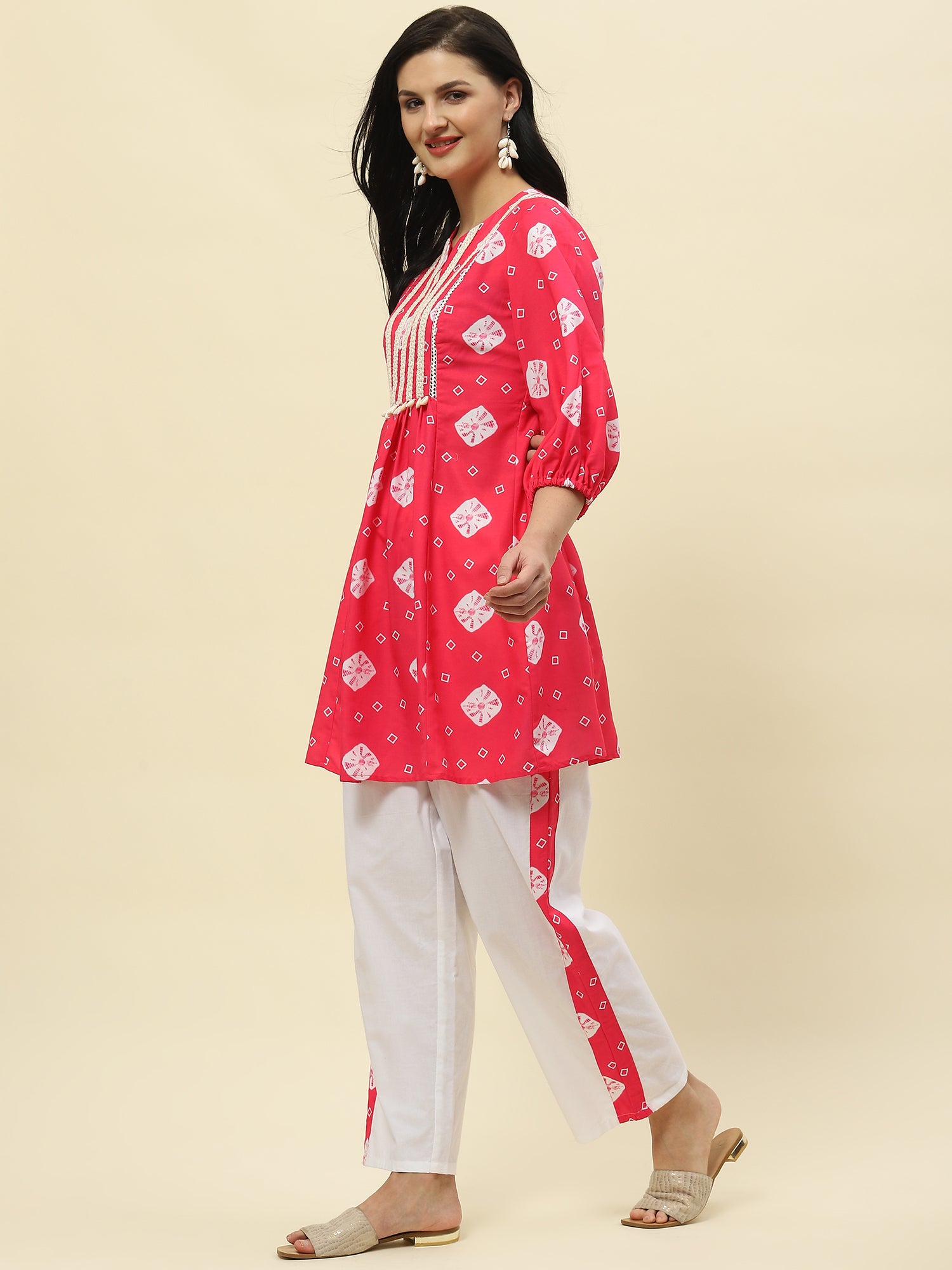 Pink bandhej print yoke detailed co-ord set