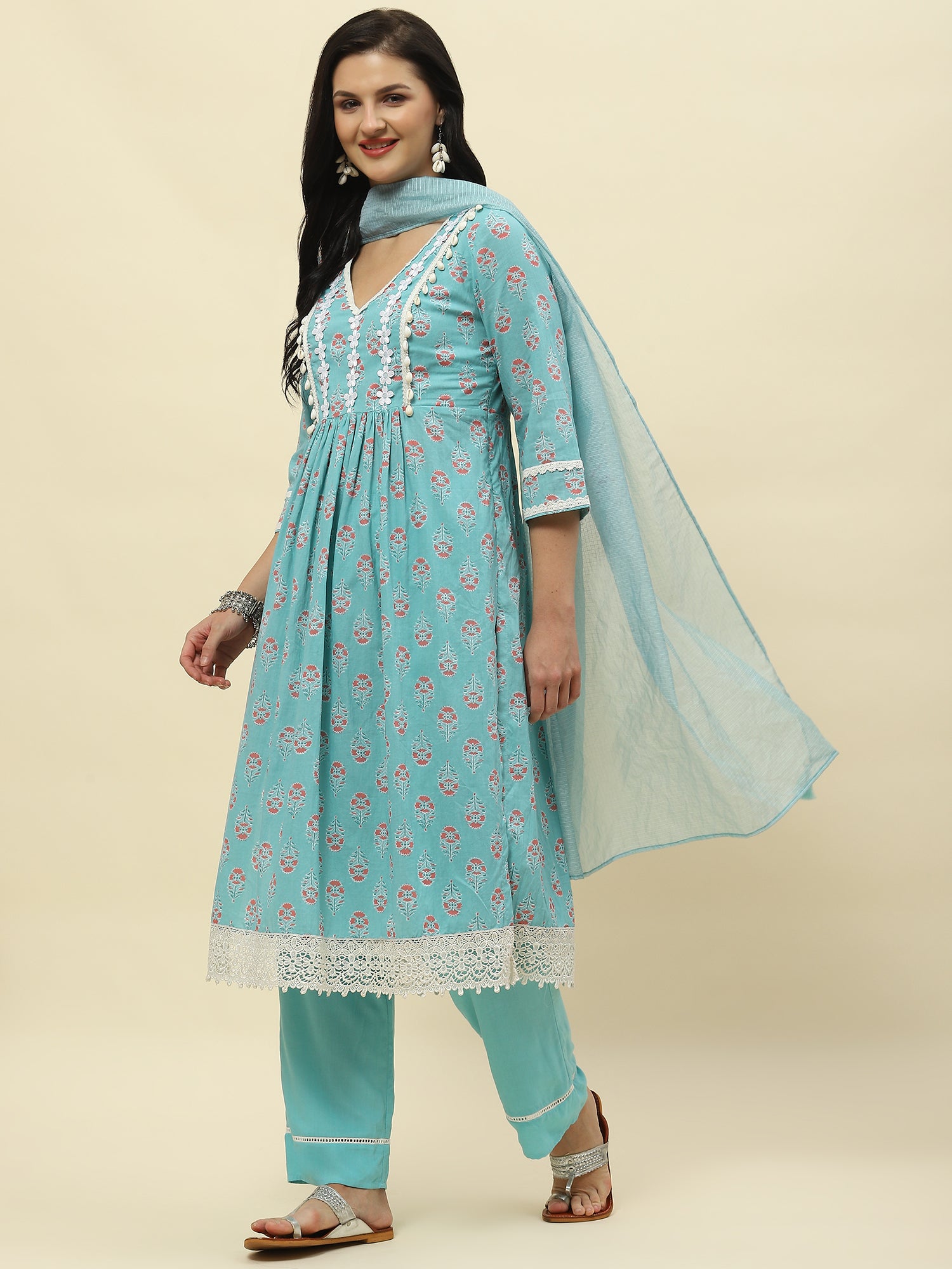 Green floral printed lace detail kurta set