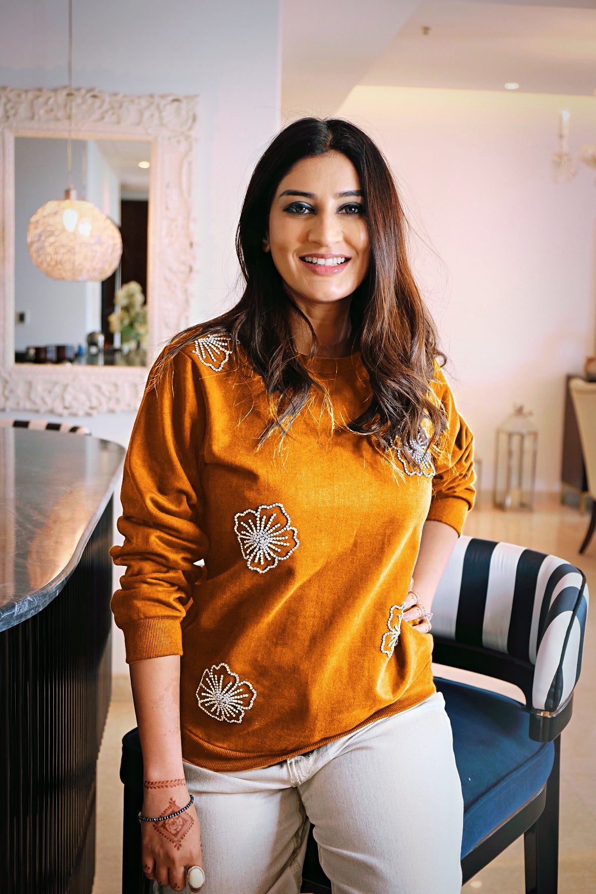 So-Stylish Sarwoski Orange Sweatshirt