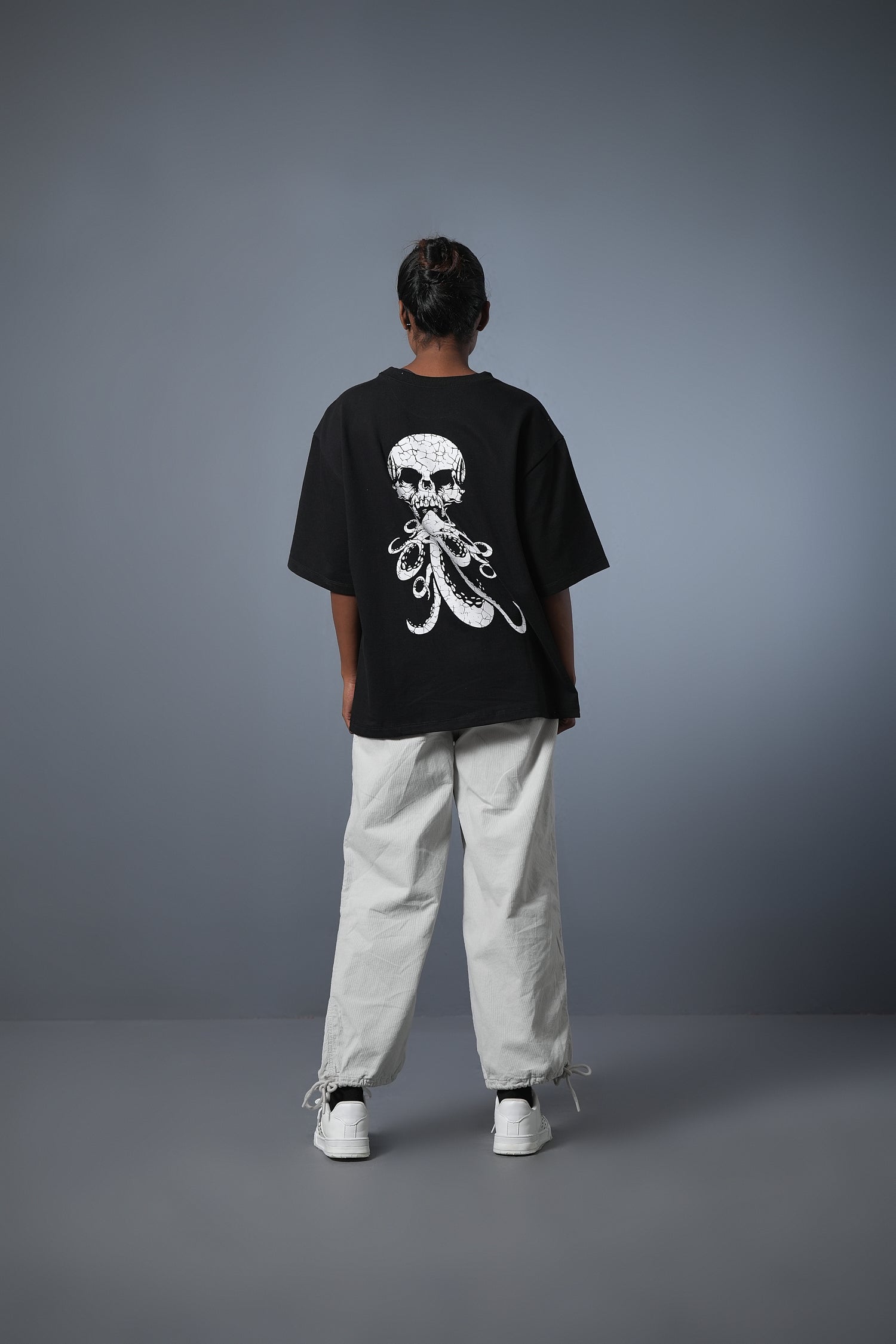 SUCKER SKULL TEE BLACK