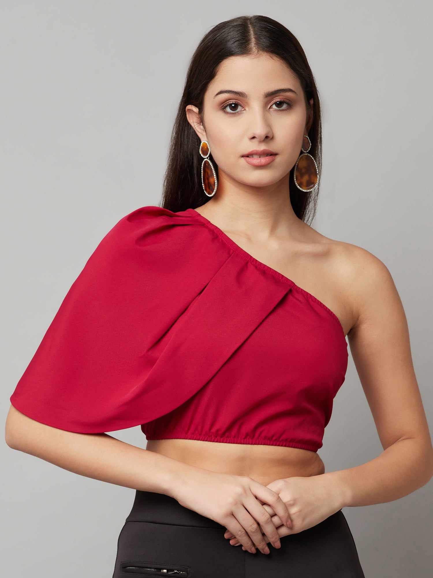 one shoulder cape crop top