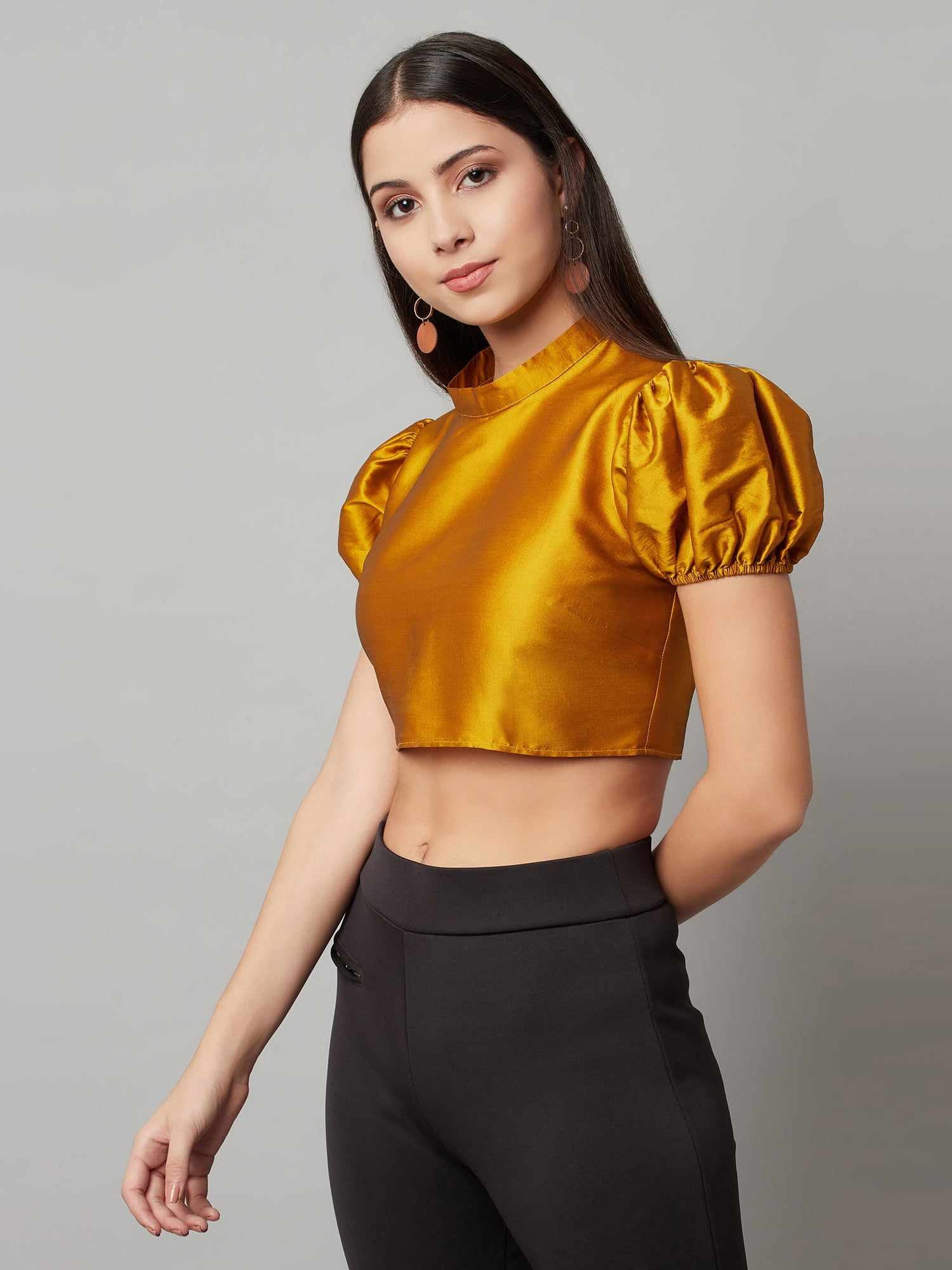 balloon sleeve crop top