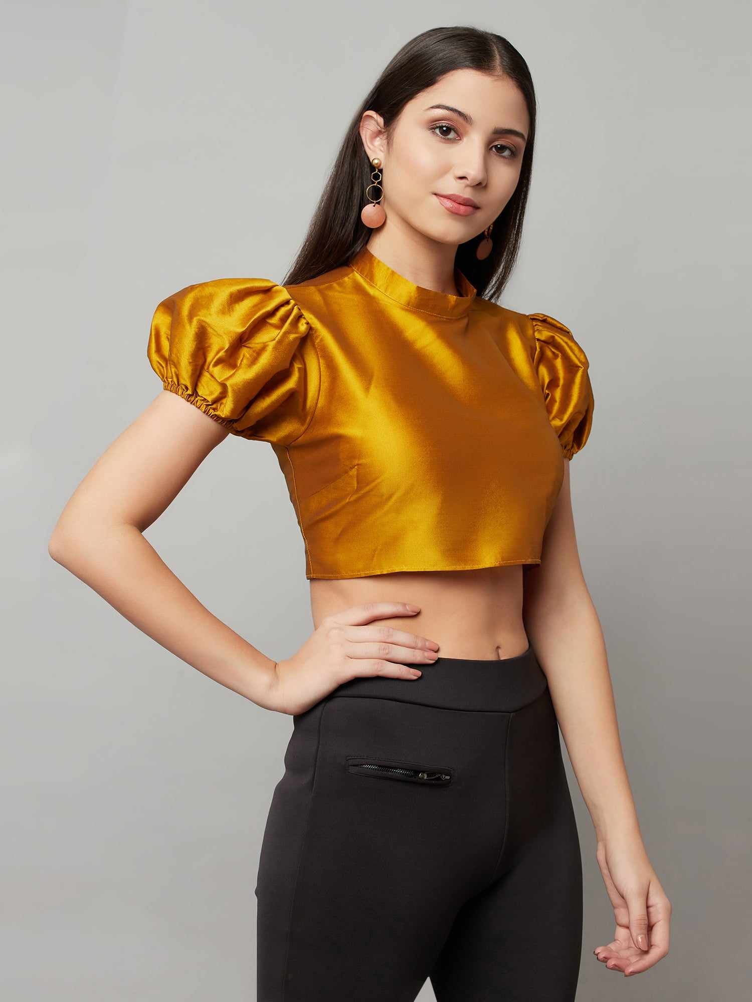 balloon sleeve crop top