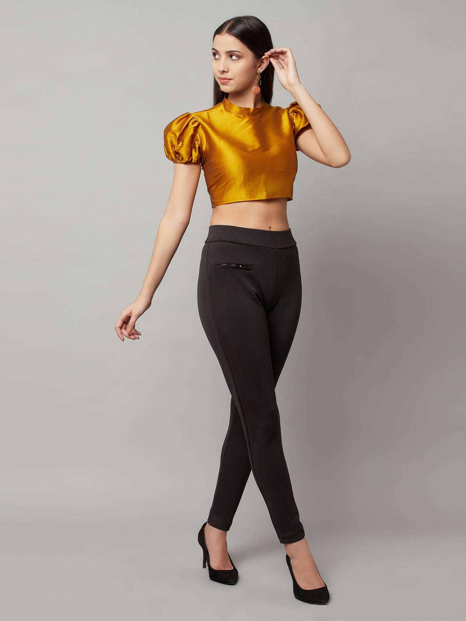 balloon sleeve crop top